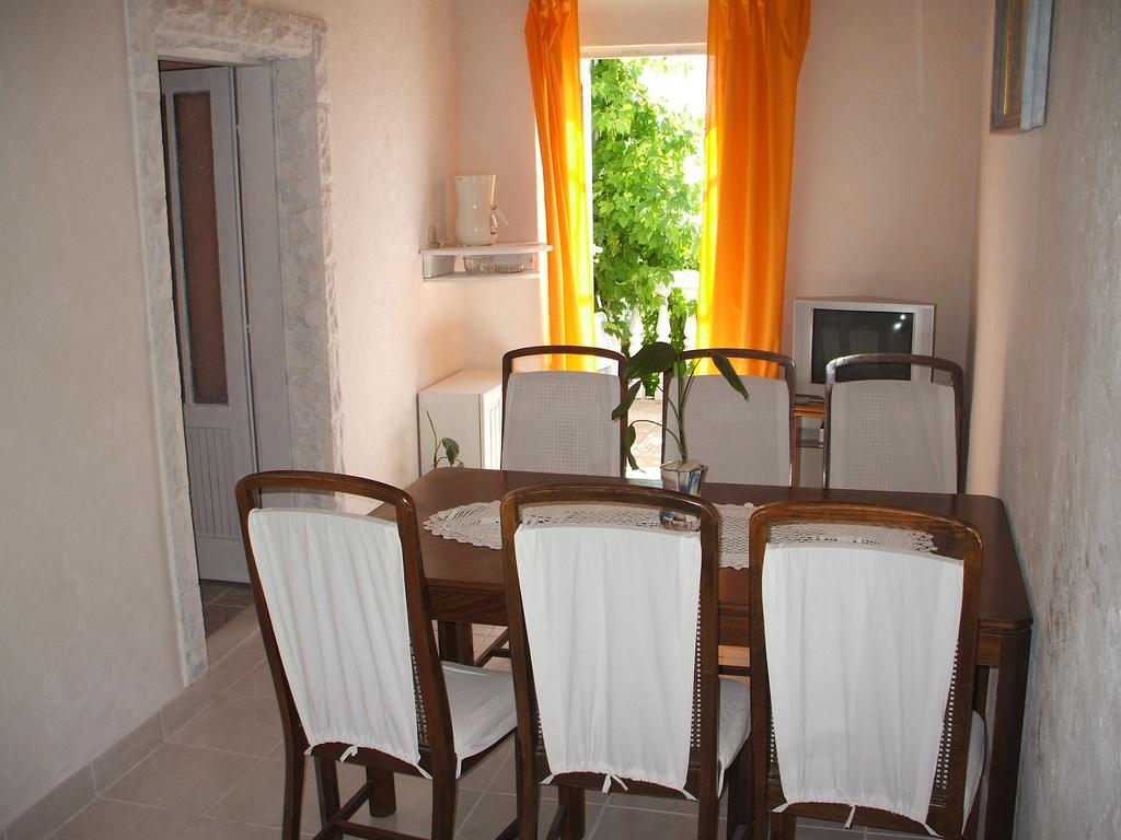 Apartmani Mira Senj  Ngoại thất bức ảnh