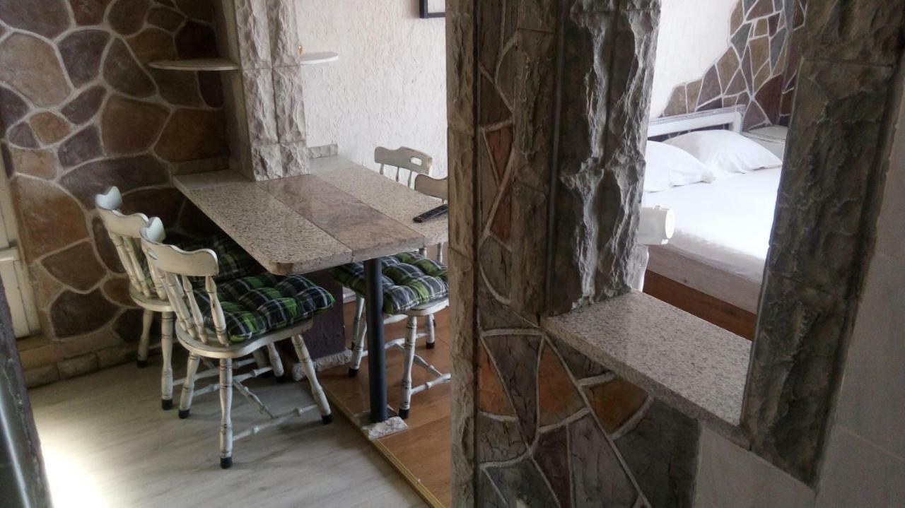 Apartmani Mira Senj  Ngoại thất bức ảnh