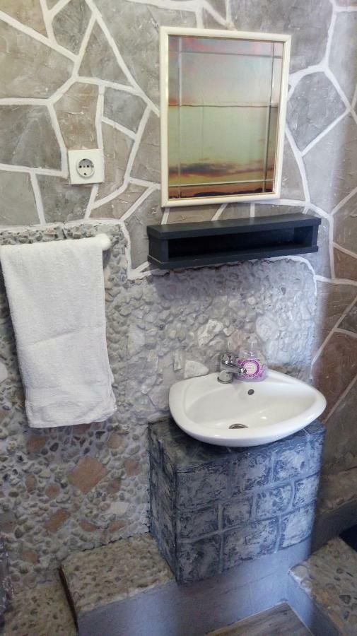 Apartmani Mira Senj  Ngoại thất bức ảnh